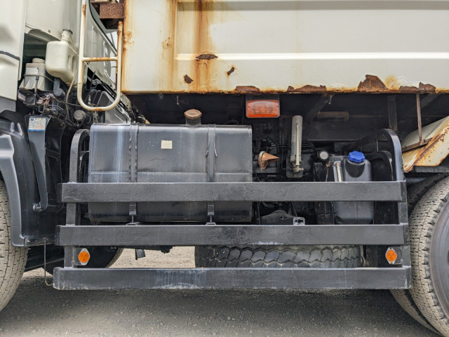 いすゞ ギガ 大型 土砂ダンプ QKG-CXZ77AT(104291) 19枚目