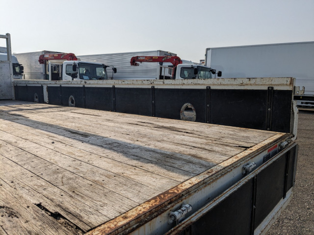 いすゞ フォワード 中型 平ボディ（クレーン付） 2PG-FRR90S1(104292) 15枚目