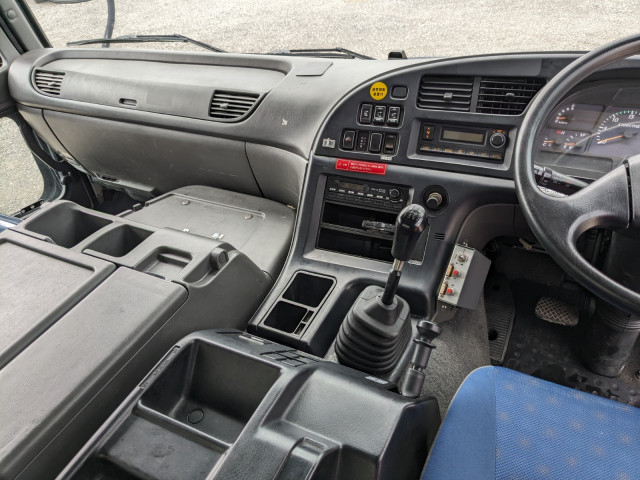 いすゞ ギガ 大型 土砂ダンプ QKG-CXZ77AT(104291) 27枚目