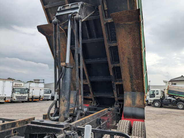 いすゞ ギガ 大型 土砂ダンプ QKG-CXZ77AT(104291) 33枚目