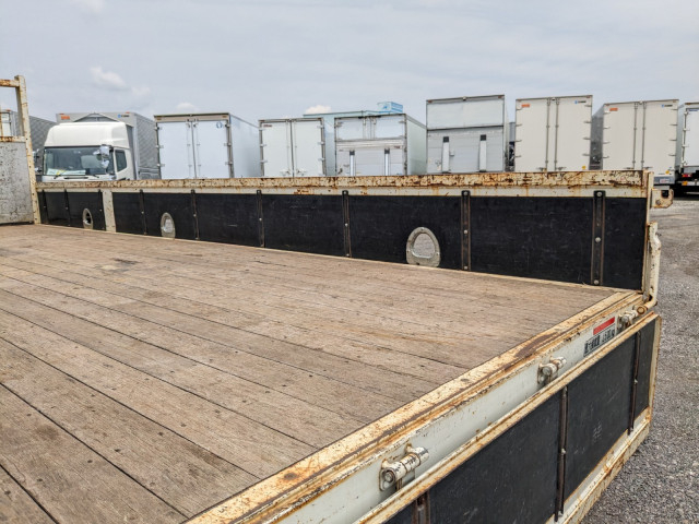 いすゞ フォワード 中型 平ボディ（クレーン付） 2PG-FRR90S1(104293) 13枚目