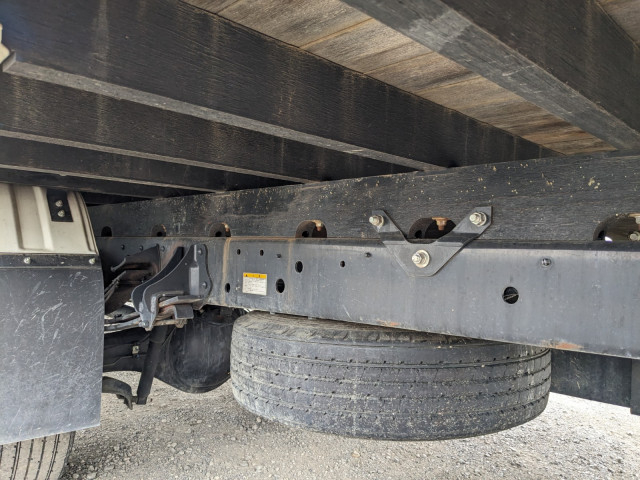 日野 レンジャー 中型 平ボディ（クレーン付） 2KG-FC2ABA(104294) 16枚目