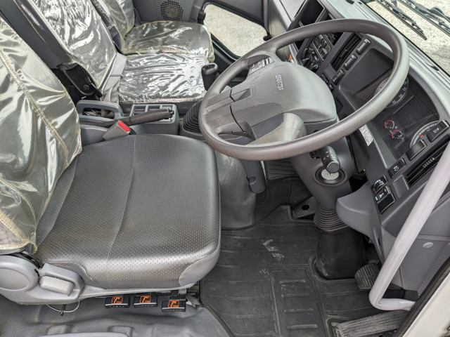 いすゞ フォワード 中型 平ボディ（クレーン付） 2PG-FRR90S1(104293) 26枚目