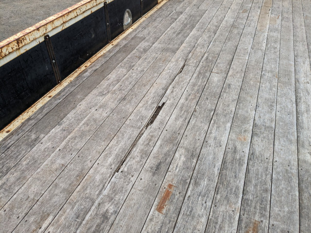 いすゞ フォワード 中型 平ボディ（クレーン付） 2PG-FRR90S1(104295) 10枚目