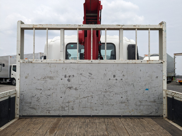 いすゞ フォワード 中型 平ボディ（クレーン付） 2PG-FRR90S1(104296) 12枚目