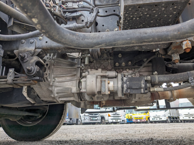 いすゞ フォワード 中型 平ボディ（クレーン付） 2PG-FRR90S1(104296) 18枚目