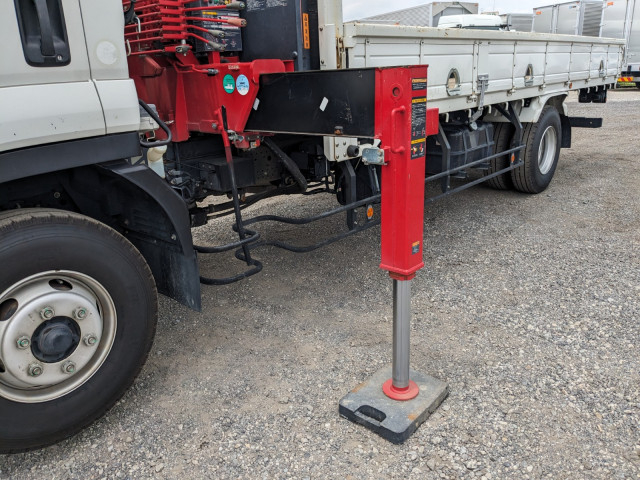 いすゞ フォワード 中型 平ボディ（クレーン付） 2PG-FRR90S1(104296) 31枚目