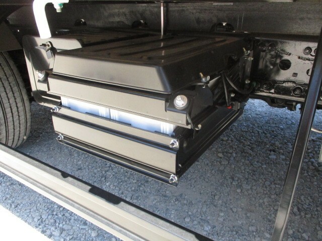 三菱ふそう ファイター 中型 平ボディ（クレーン付） 2KG-FK62F(6750) 26枚目
