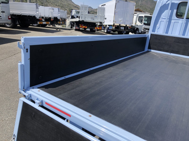 いすゞ エルフ 小型 平ボディ 3DF-NHR87AF(104301) 13枚目