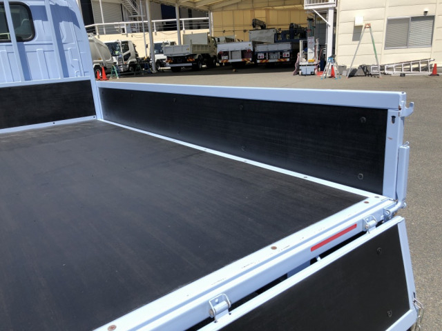 いすゞ エルフ 小型 平ボディ 3DF-NHR87AF(104301) 14枚目