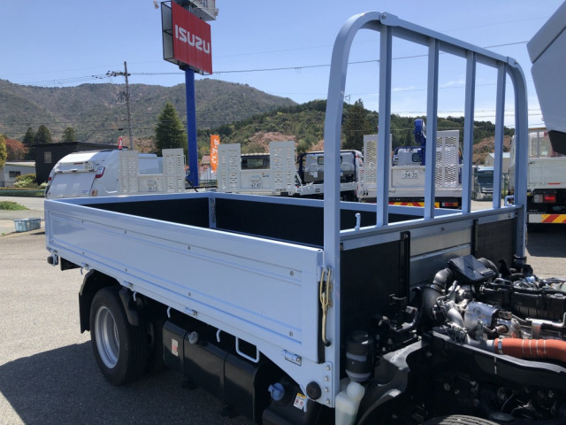 いすゞ エルフ 小型 平ボディ 3DF-NHR87AF(104301) 19枚目