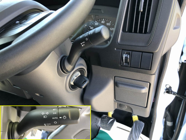 いすゞ エルフ 小型 平ボディ 3DF-NHR87AF(104301) 38枚目