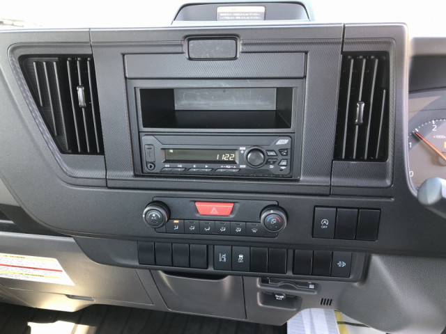 いすゞ エルフ 小型 平ボディ 3DF-NHR87AF(104301) 40枚目