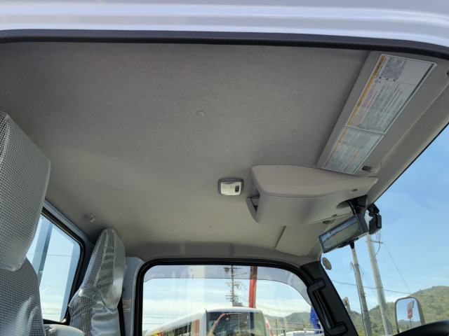 いすゞ エルフ 小型 平ボディ 3DF-NHR87AF(104301) 42枚目