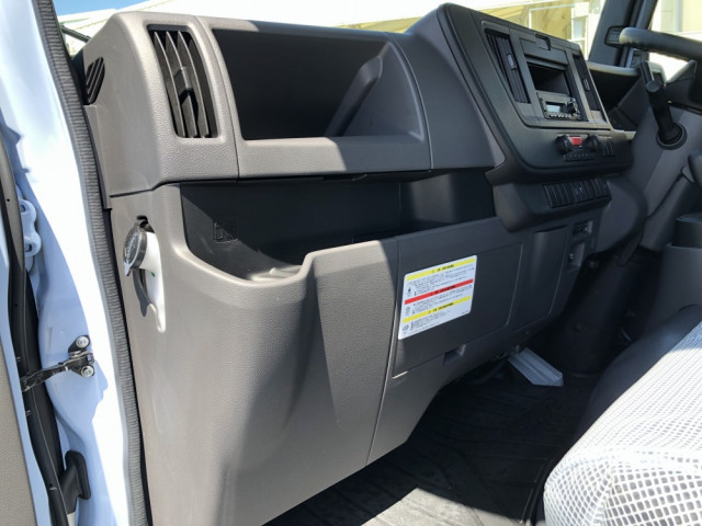 いすゞ エルフ 小型 平ボディ 3DF-NHR87AF(104301) 43枚目