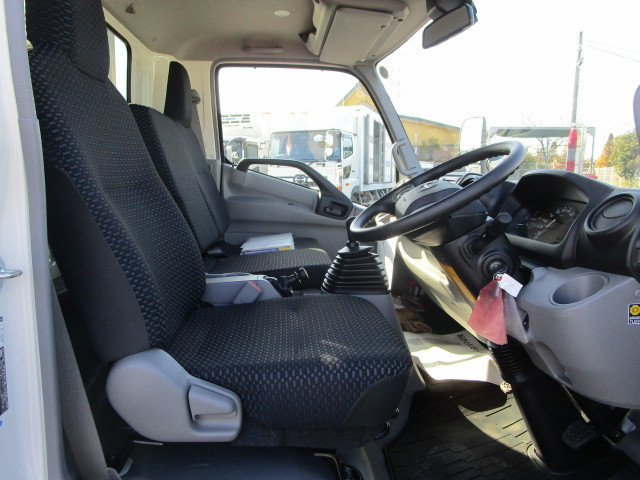 Hino dutro Small Flat body 2KG-XZU720M(104302) 10枚目
