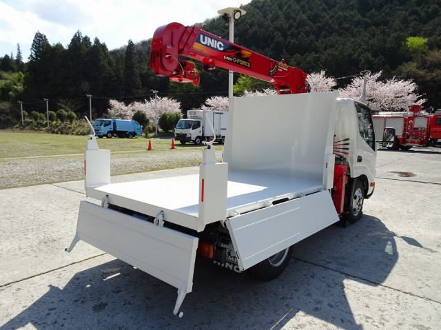 Hino dutro Small Soil dump 2RG-XZU600T(104307) 3枚目