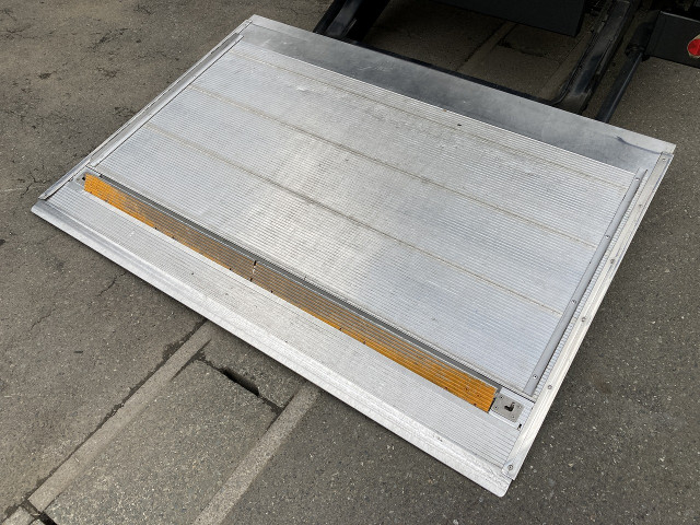 Toyota dyna Small Box body TPG-XZU650(104365) 6枚目