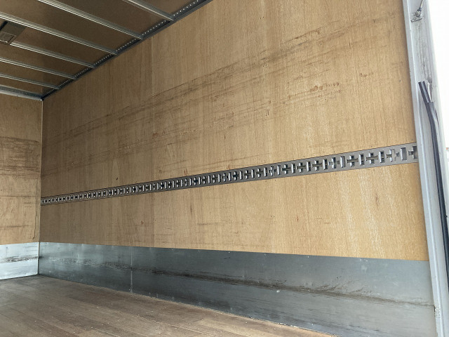 Toyota dyna Small Box body TPG-XZU650(104365) 24枚目