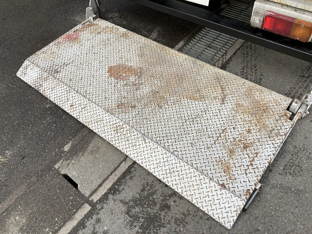 Toyota dyna Small Box body TKG-XZU675(104366) 6枚目