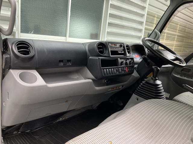 Toyota dyna Small Box body TKG-XZU675(104366) 21枚目