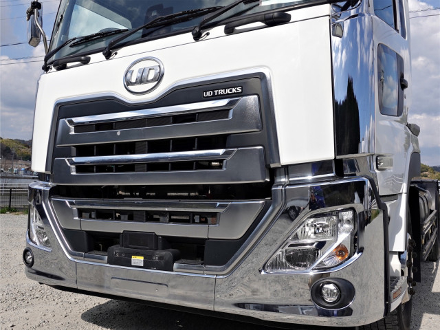 UDトラックス（日産） クオン 大型 トラクタ 2PG-GK5AAD(102610) 4枚目