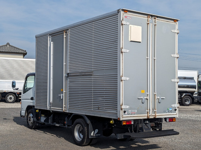 Mitsubishi Fuso canter Small Box body TPG-FEA50(104389) 3枚目