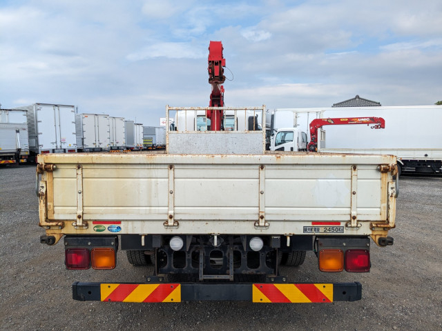 いすゞ フォワード 中型 平ボディ（クレーン付） 2PG-FRR90S1(104390) 5枚目