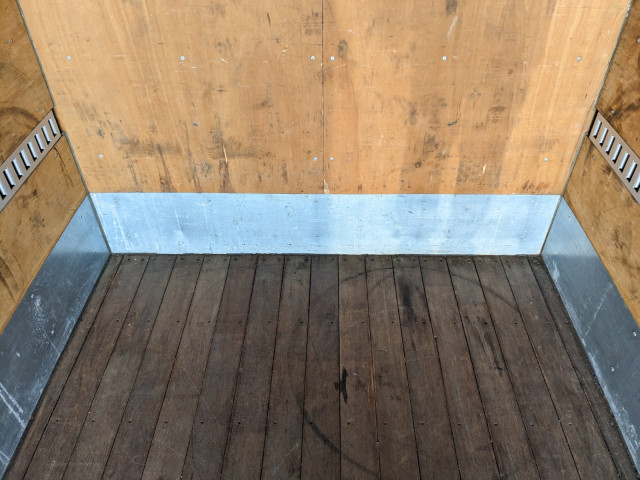 Mitsubishi Fuso canter Small Box body TPG-FEA50(104389) 13枚目