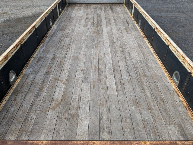 いすゞ フォワード 中型 平ボディ（クレーン付） 2PG-FRR90S1(104390) 10枚目