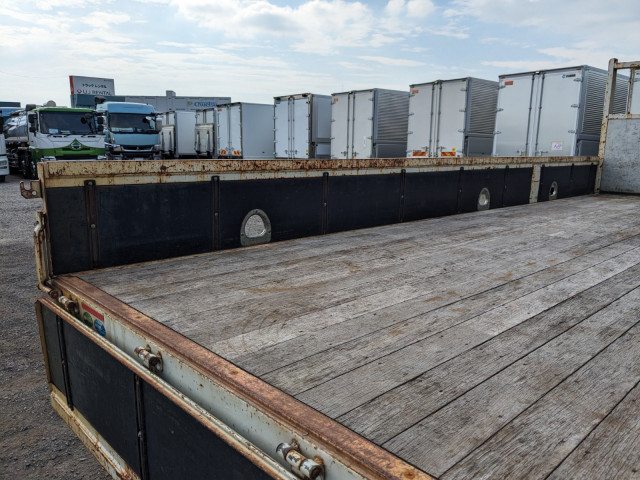 いすゞ フォワード 中型 平ボディ（クレーン付） 2PG-FRR90S1(104390) 15枚目