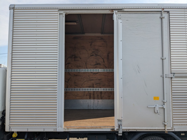 Mitsubishi Fuso canter Small Box body TPG-FEA50(104389) 22枚目