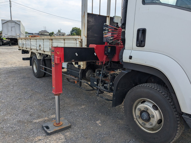 いすゞ フォワード 中型 平ボディ（クレーン付） 2PG-FRR90S1(104390) 22枚目