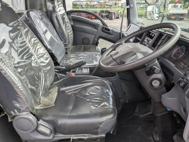 いすゞ フォワード 中型 平ボディ（クレーン付） 2PG-FRR90S1(104390) 27枚目