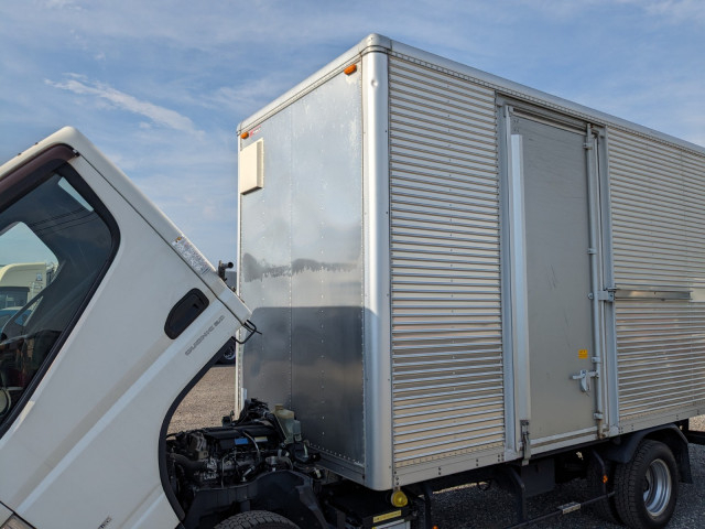 Mitsubishi Fuso canter Small Box body TPG-FEA50(104389) 36枚目