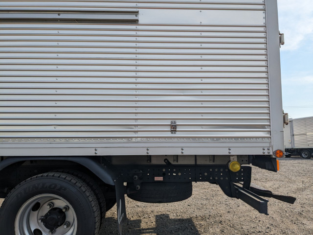 Mitsubishi Fuso canter Small Box body TPG-FEA50(104389) 44枚目