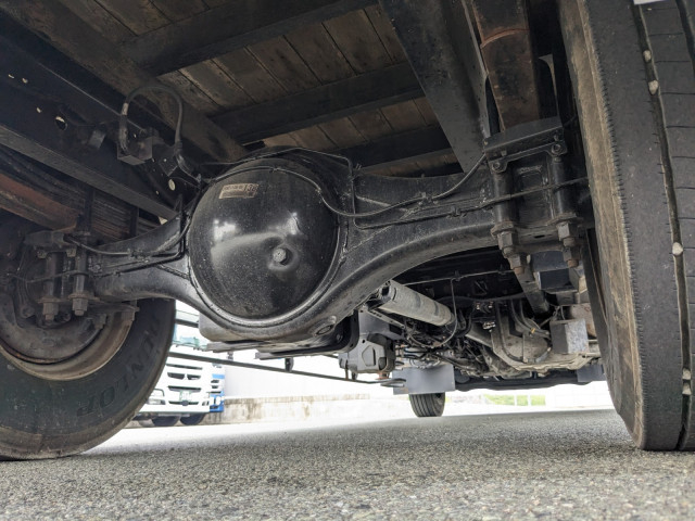 いすゞ フォワード 中型 平ボディ（クレーン付） 2PG-FRR90S1(104400) 12枚目