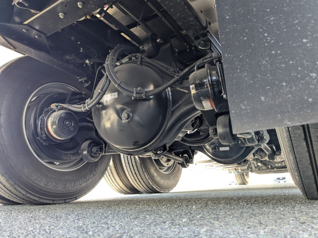 三菱ふそう スーパーグレート 大型 平ボディ（クレーン付） 2KG-FV80VYP(104401) 13枚目