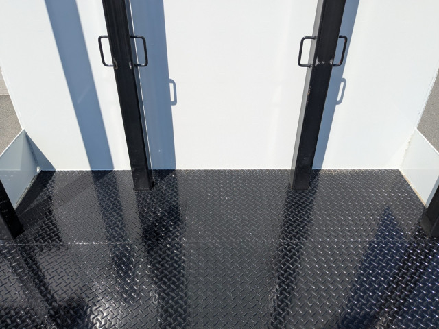 三菱ふそう スーパーグレート 大型 平ボディ（クレーン付） 2KG-FV80VYP(104401) 22枚目