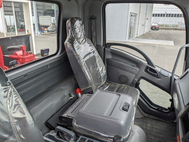 いすゞ フォワード 中型 平ボディ（クレーン付） 2PG-FRR90S1(104400) 27枚目