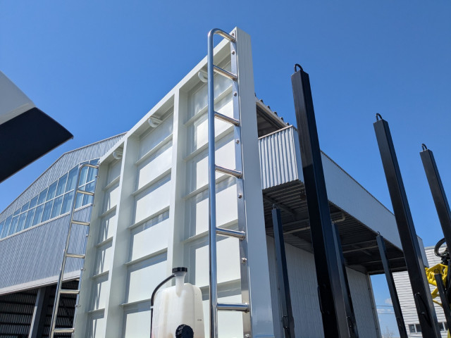 三菱ふそう スーパーグレート 大型 平ボディ（クレーン付） 2KG-FV80VYP(104401) 40枚目