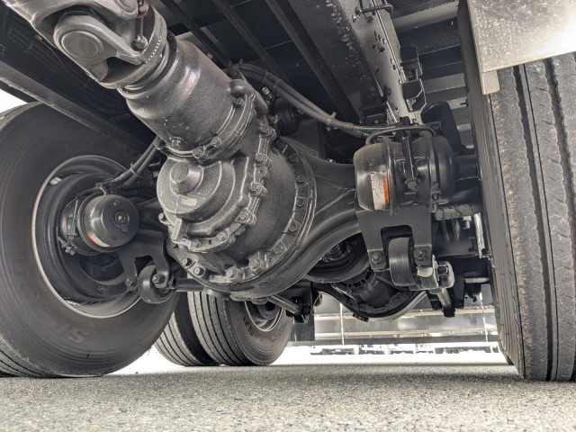 三菱ふそう スーパーグレート 大型 平ボディ（クレーン付） 2KG-FV80VYP(104403) 10枚目