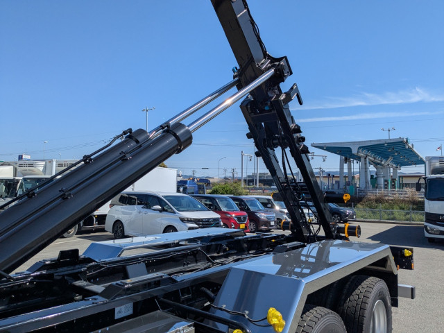 三菱ふそう スーパーグレート 大型 コンテナ専用車 2KG-FV80VYP(104402) 19枚目