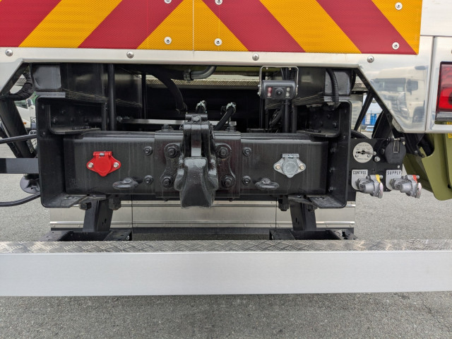 三菱ふそう スーパーグレート 大型 平ボディ（クレーン付） 2KG-FV80VYP(104403) 16枚目