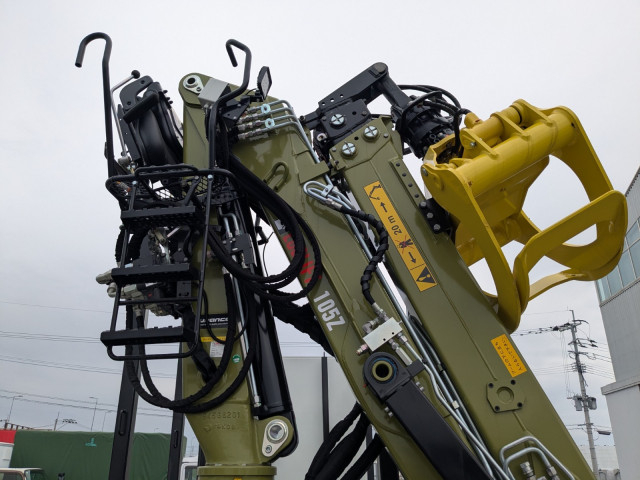 三菱ふそう スーパーグレート 大型 平ボディ（クレーン付） 2KG-FV80VYP(104403) 17枚目