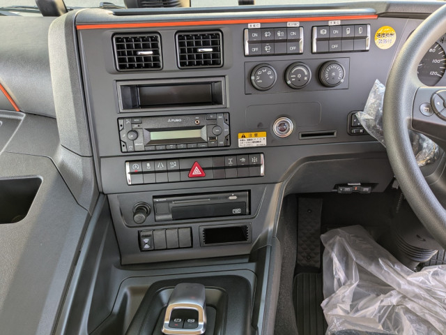 三菱ふそう スーパーグレート 大型 コンテナ専用車 2KG-FV80VYP(104402) 27枚目