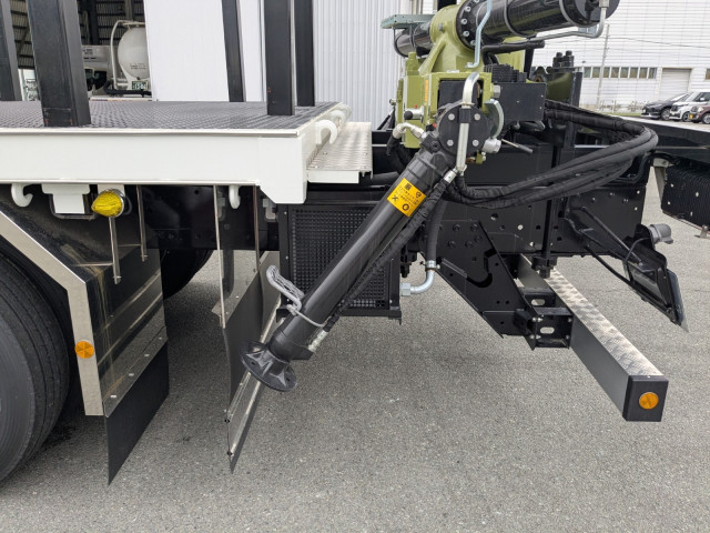 三菱ふそう スーパーグレート 大型 平ボディ（クレーン付） 2KG-FV80VYP(104403) 36枚目