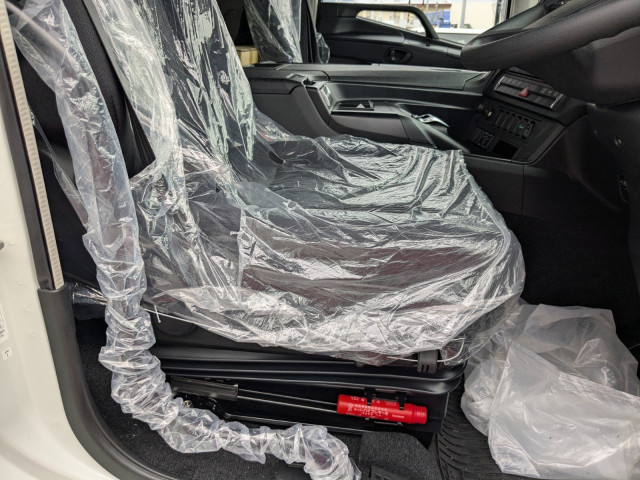 三菱ふそう スーパーグレート 大型 平ボディ（クレーン付） 2KG-FV80VYP(104403) 39枚目