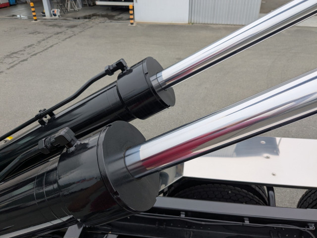 三菱ふそう スーパーグレート 大型 コンテナ専用車 2KG-FV80VYP(104404) 19枚目