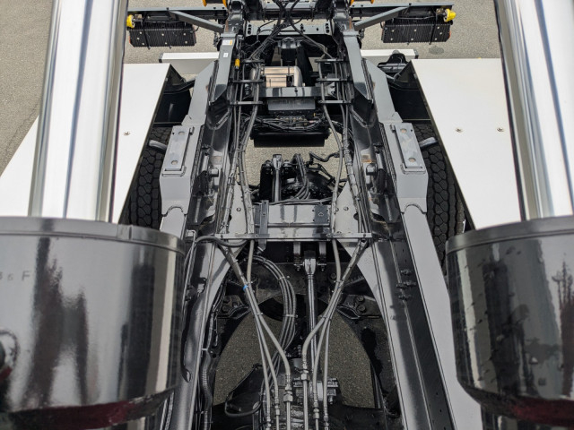 三菱ふそう スーパーグレート 大型 コンテナ専用車 2KG-FV80VYP(104404) 22枚目